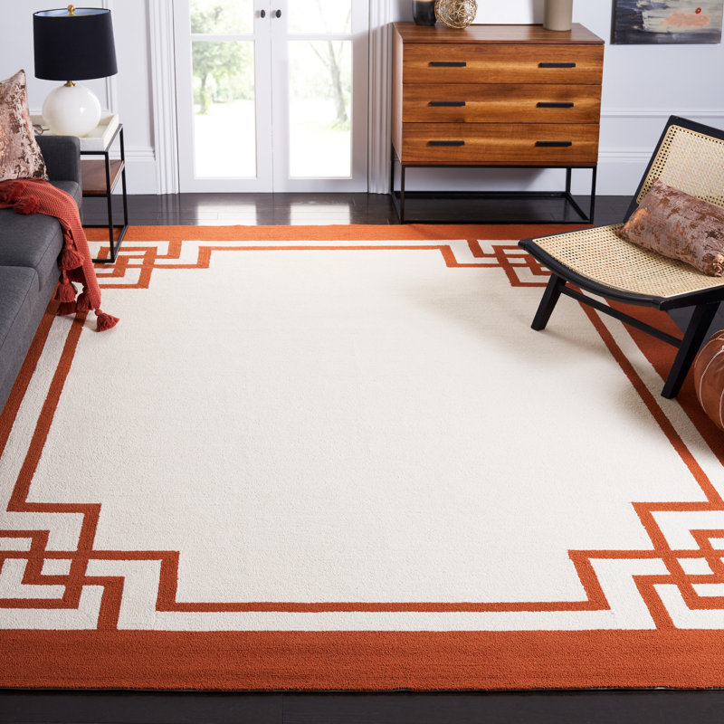 Tapis intérieur / extérieur blanc cassé / sang en laine crocheté à la main Ravenwood, Rectangle 8 pi x 10 pi