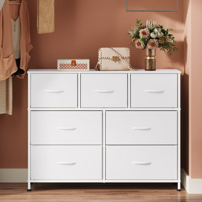 Commode pour chambre à coucher Chaseburg, meuble télé avec 7 tiroirs en tissu, commode pour téléviseur de 45 po ou moins