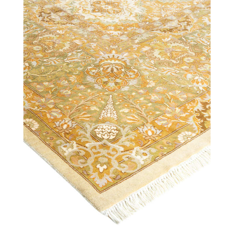 Classic One-of-a-Kind 8'10" x 9'10" Hand Knotted Area Rug