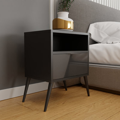 Centreville 40cm W Metal Bedside Table