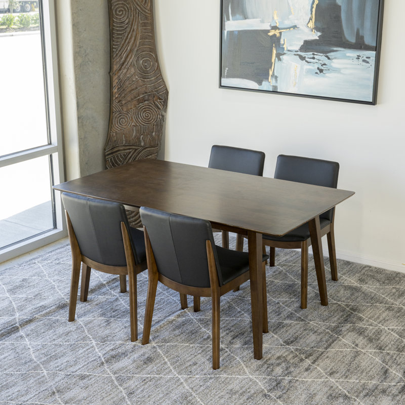 Ensemble repas pour 4 personnes Cobhan, Noyer