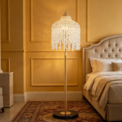 Lampe sur pied en cristal à hauteur réglable, lampe sur pied à pampille en cascade dorée avec interrupteur au pied, lampe sur pied à 3 lumières E12 pour le salon et la chambre à coucher
