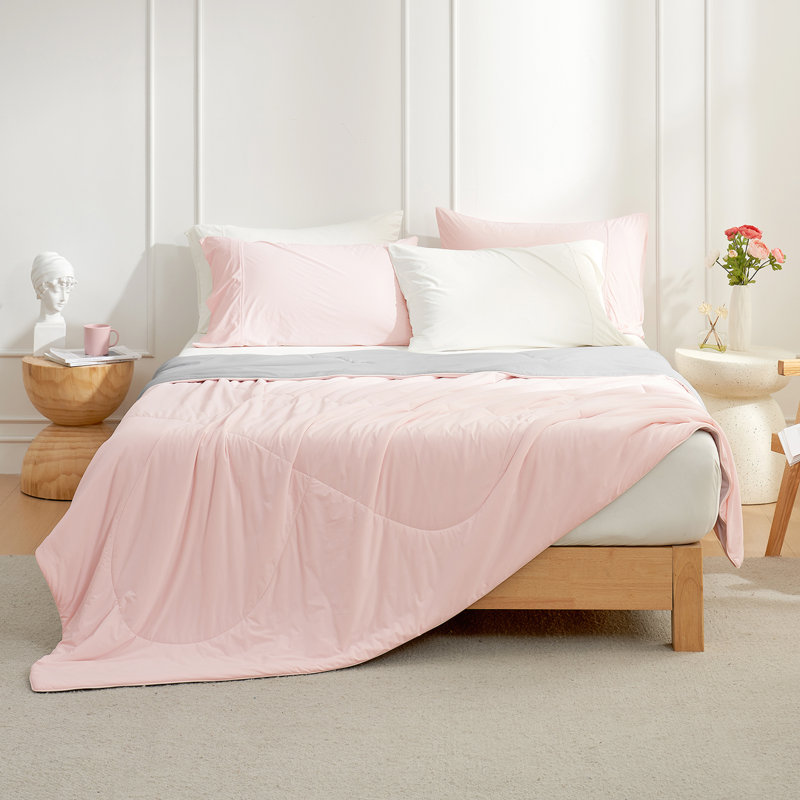 Cooling Comforter for Hot Sleepers – Reduces Skin Temp 2–5°C, Fluffy Down Alternative Fill, Machine Washable, All-Season Blanket for Night Sweats