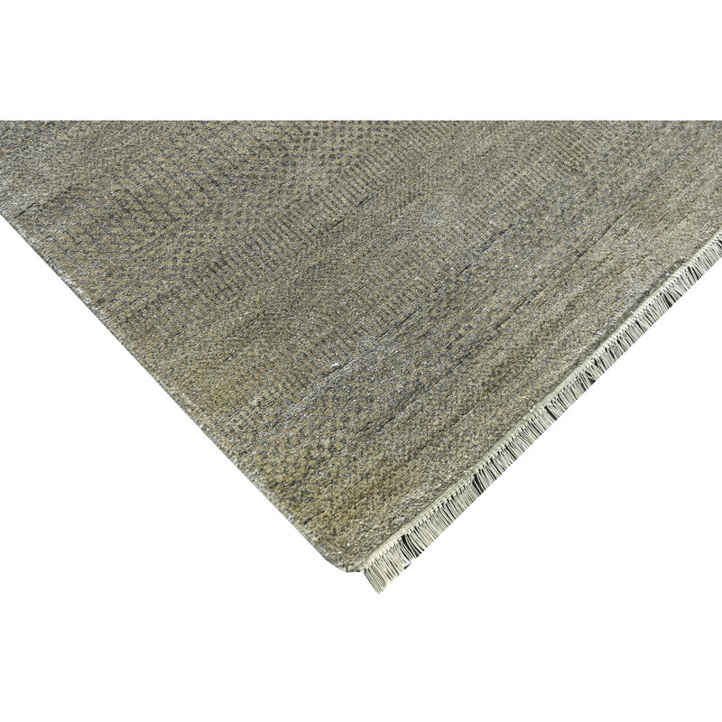 High-Quality Hand-Knotted Natural And Black Area Rug