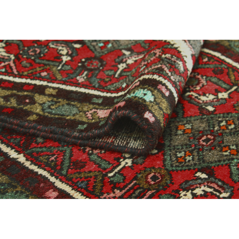 Khylar Distressed Evelyn Red Runner
