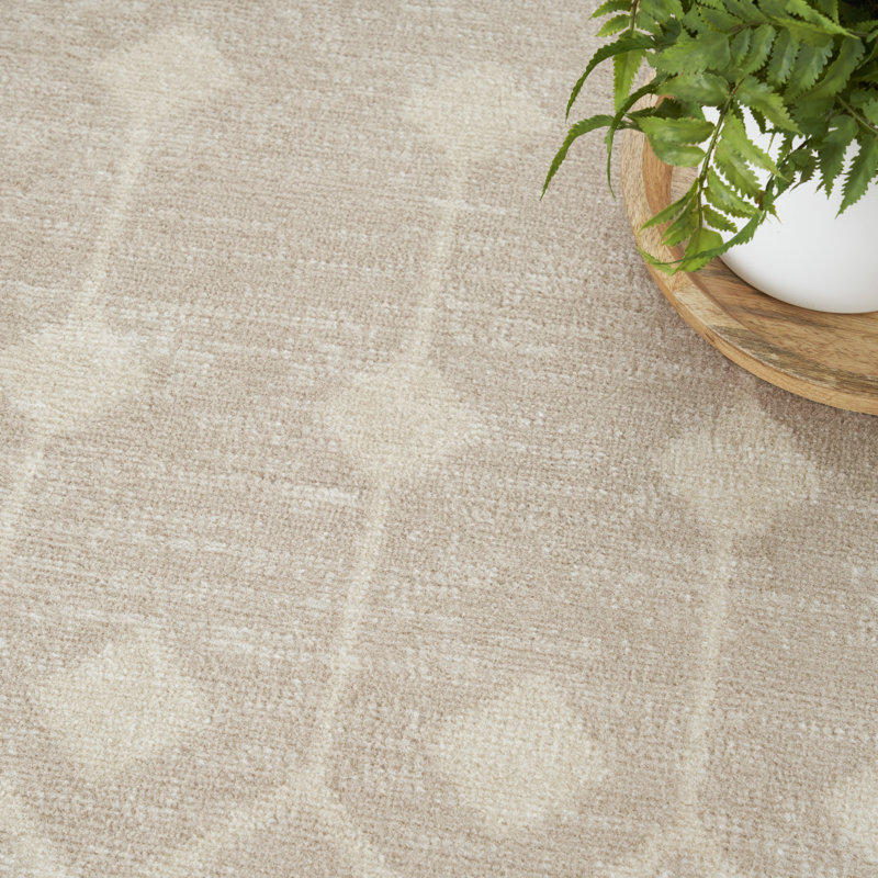 Tapis géométrique beige en polypropylène tissé à la machine Julicia, Rectangle 6 pi x 9 pi