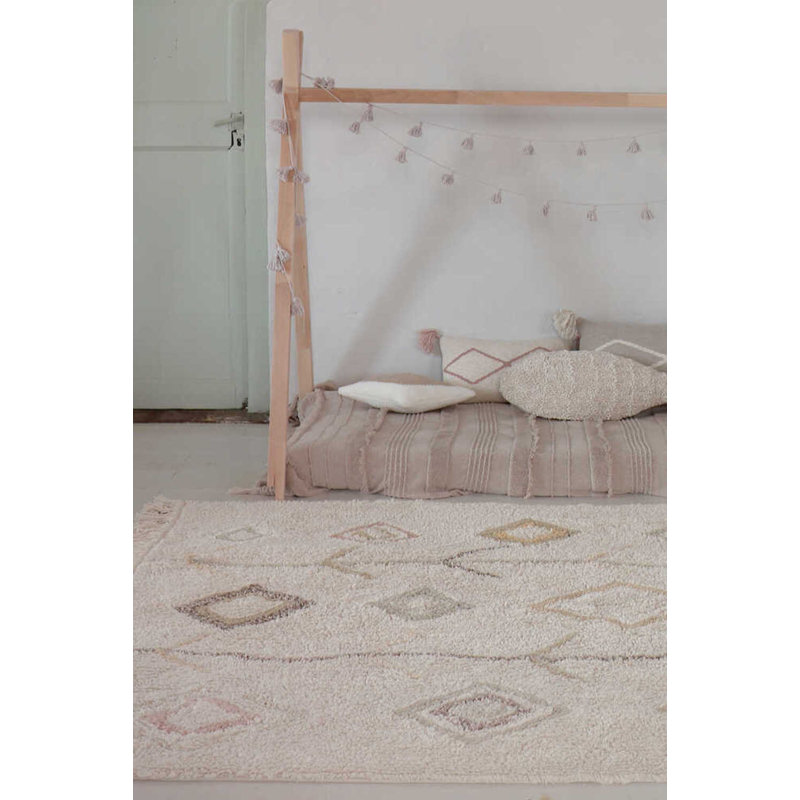 Kaarol Handmade Cotton Moroccan Area Rug, Rectangle 6'7" x 9'10"
