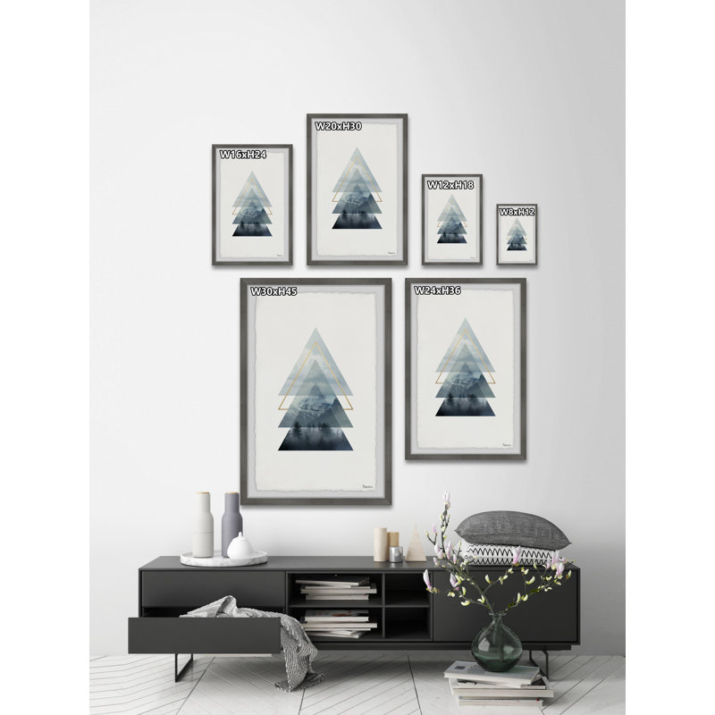 «Triangular Forest» par Parvez Taj - reproduction de photo encadrée, H 36 po x l 24 po x P 1,5 po