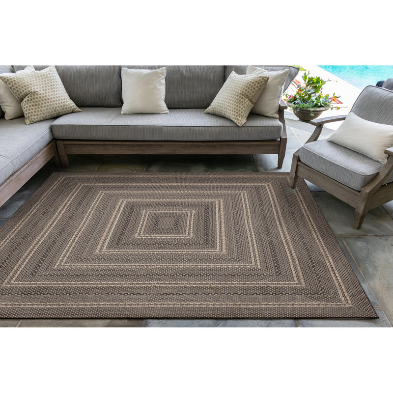 Mireyda Geometric Indoor / Outdoor Rug, Square 7'10"