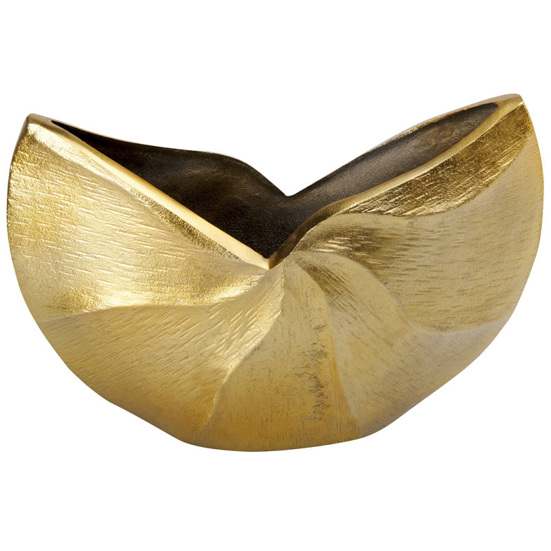 Aelani Handmade Metal Table Vase