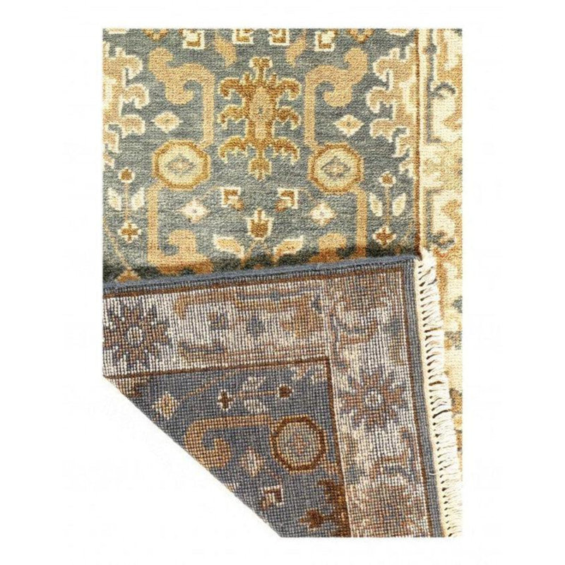 Oriental Area Rug in Gray