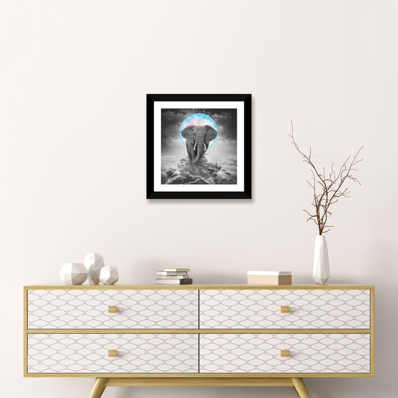 «Elephant - on Rocks Color Moon» par Soaring Anchor Designs - impression d'art textuel, H 16 po x l 16 po x p 1 po, Blanc