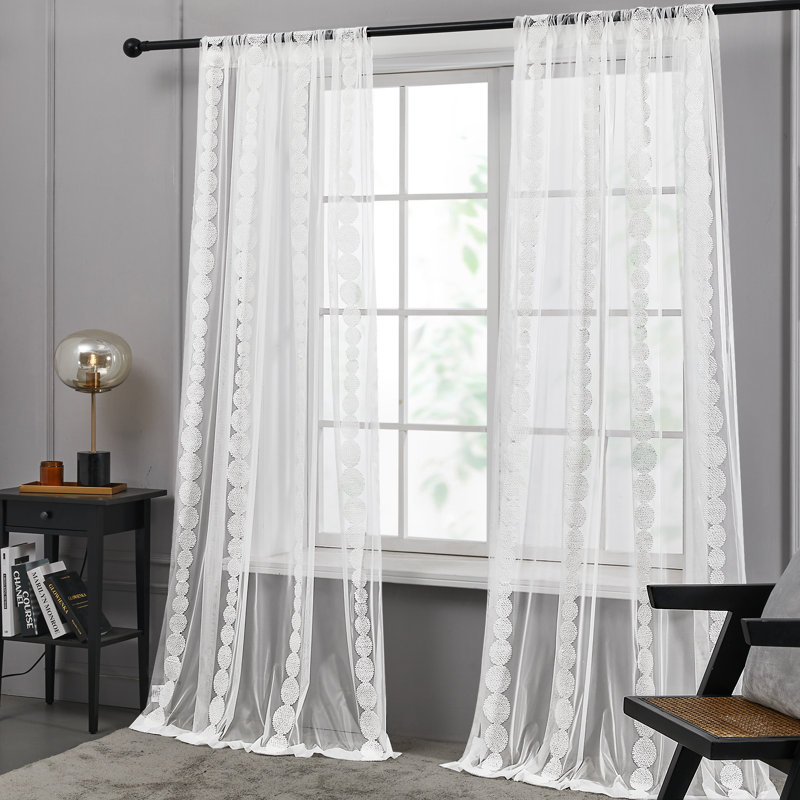 Rideau transparent en polyester Ota, L 52 po x L 96 po