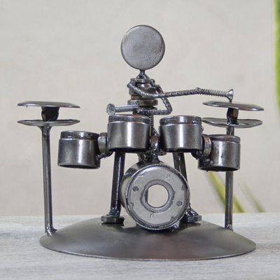 Taybah Entertainment Figurines & Sculptures