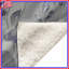 Couvertures fleurs grises et blanches-126684035