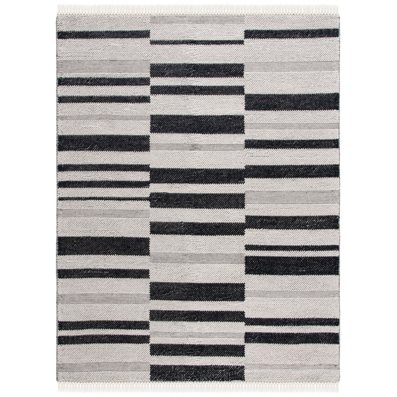 Tapis ivoire / noir Charvik, Rectangle 8 pi x 10 pi