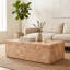 Ensemble de table carrée modulaire en bois aggloméré naturel avec esthétique Wabi-Sabi, polyvalente comme table basse, table d'appoint ou table de chevet avec trois tailles interchangeables.