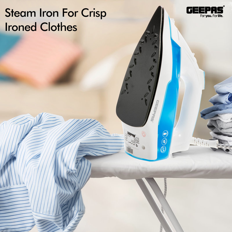 Geepas 2400W Non Stick Soleplate Iron