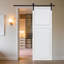 Porte de grange coulissante moderne en panneau de fibres à densité moyenne noyer blanc 24 po x 80 po avec quincaillerie 2 panneaux-136218903
