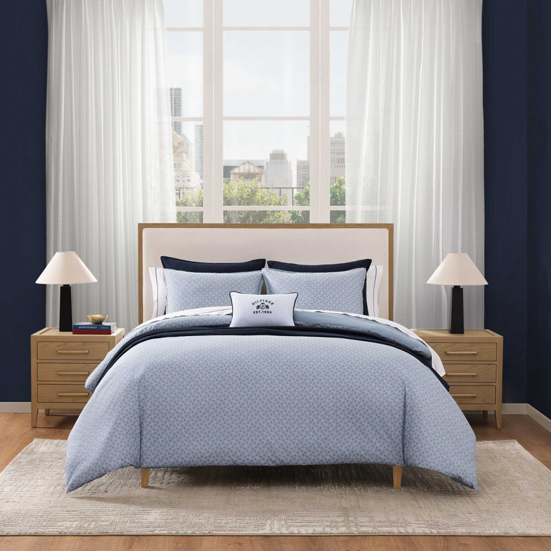 Tommy Hilfiger Trellis Flag Cotton Reversible Blue Duvet Cover Set, King Duvet Cover + 2 King Shams