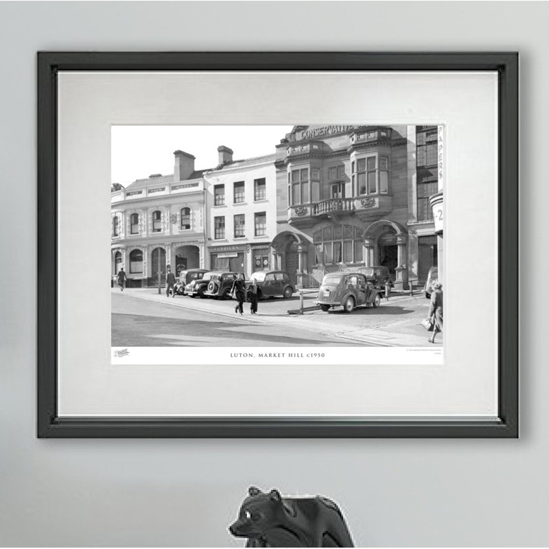 Luton, Market Hill C1950 - Single Picture Frame Print, 45cm H X 60cm W x 2cm D