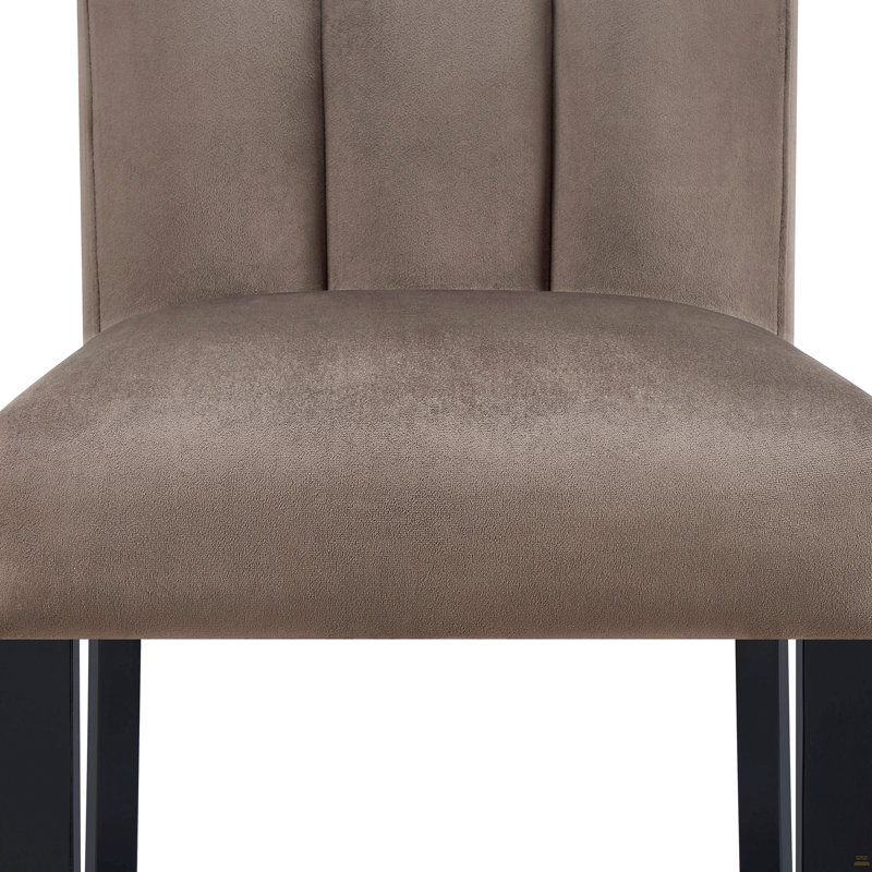 Chaise à hauteur de comptoir