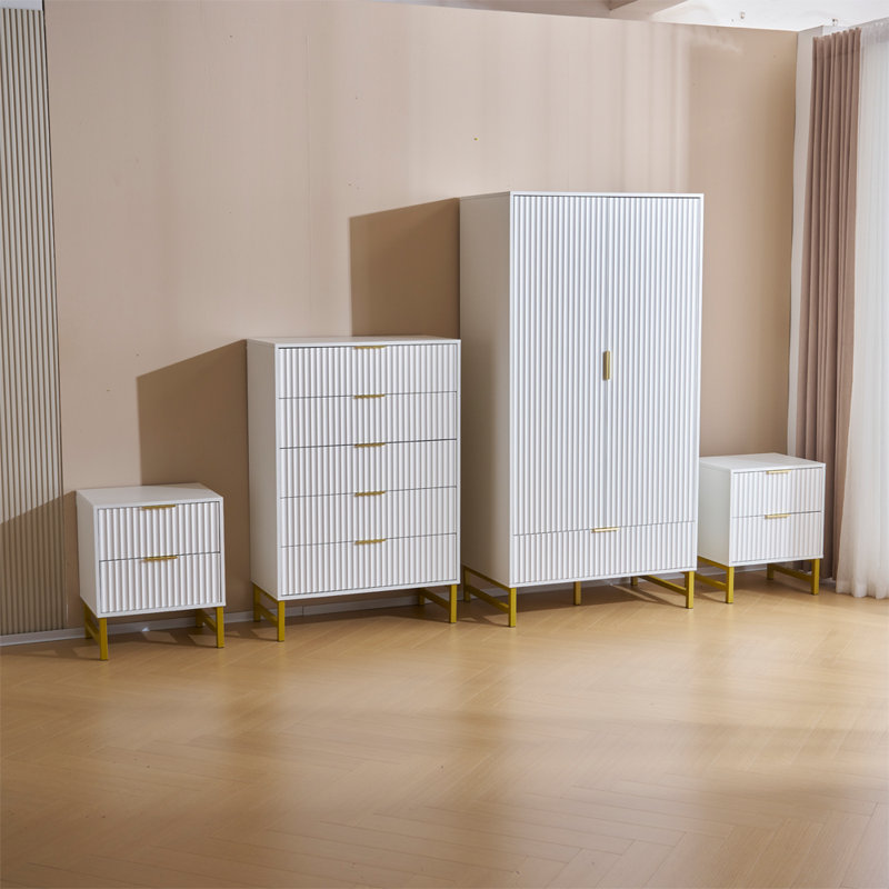 Audreona Piece Bedroom Set, White