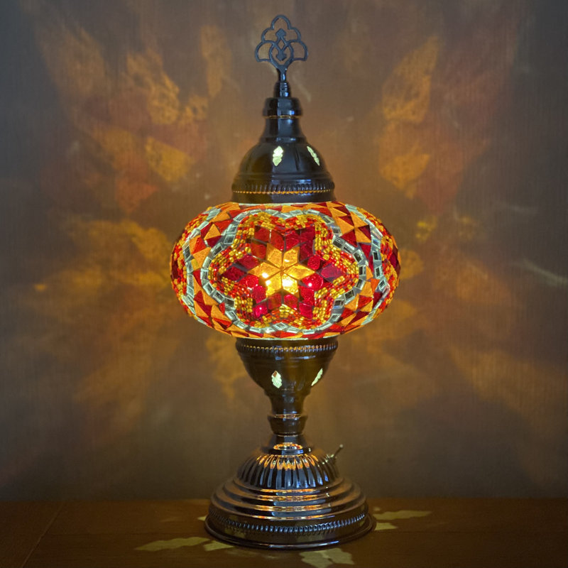Keenan Metal Lamp, Red/Orange