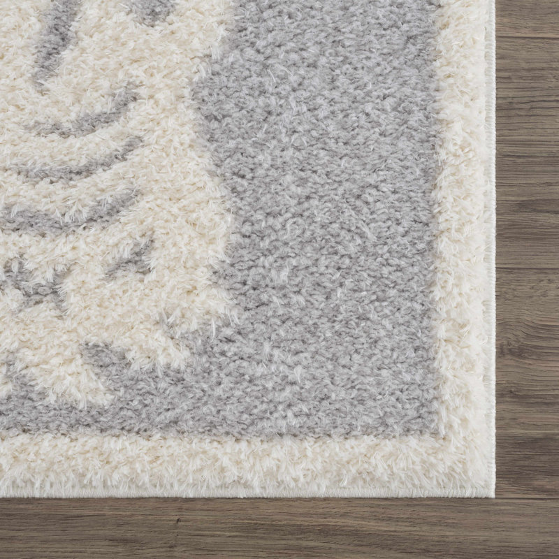Marilyn Animal Print Machine Woven Polyester Area Rug in Gray, Rectangle 5'3" x 7'
