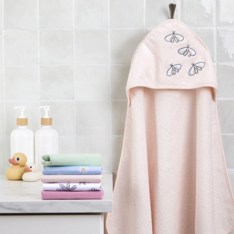 Secret Garden 6 Pc Gift Set - Hooded Towel & 5pc Wash Cloths