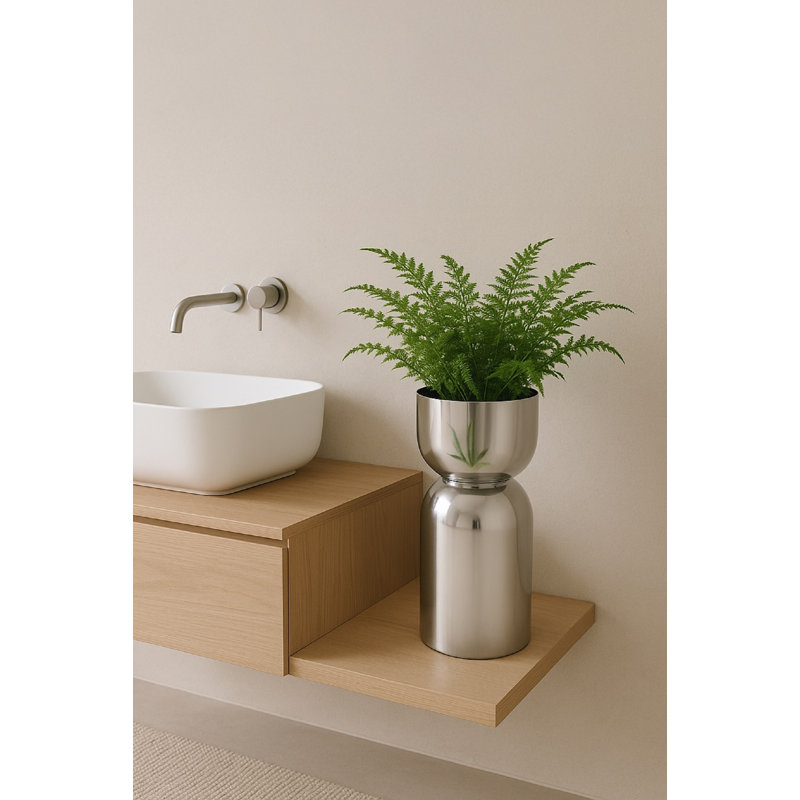 Iron Vase, Blanc