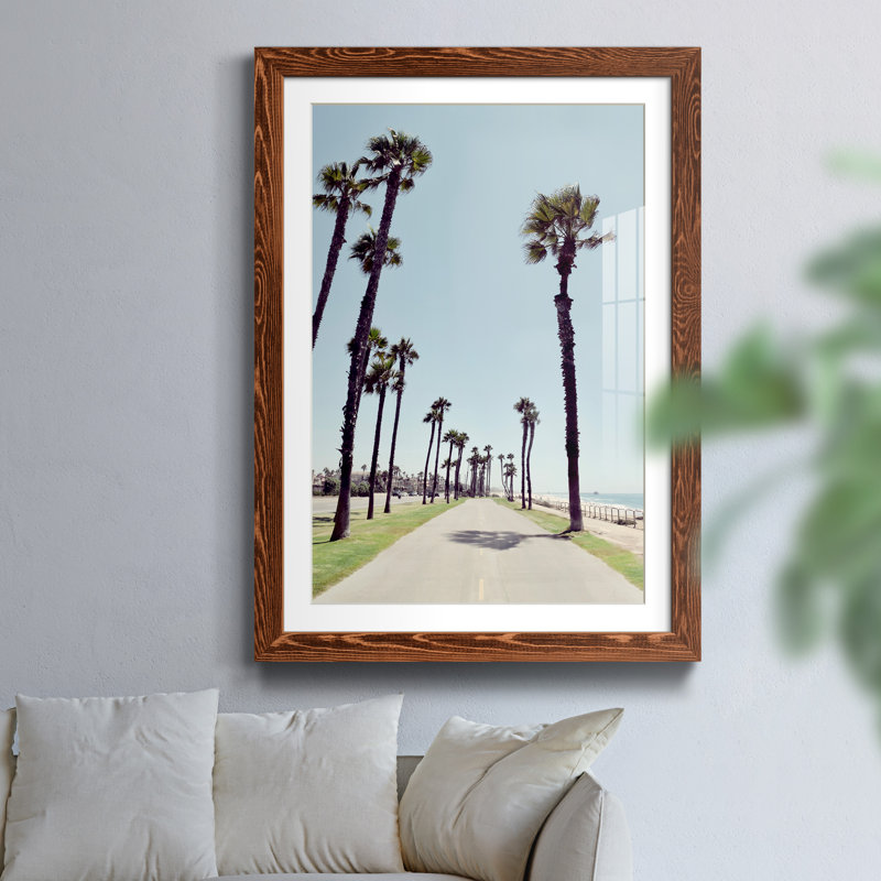 Path to Huntington Beach - reproduction de photo sur papier encadrée, H 44 po x l 31 po x P 1 po, Papier avec cadre érable