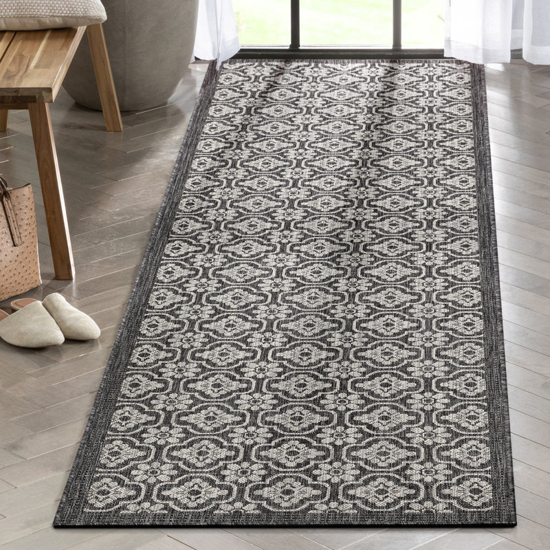 Tapis intérieur / extérieur noir à tissage plat Marshanna Manola, Tapis de couloir 2 pi 7 po x 9 pi 10 po