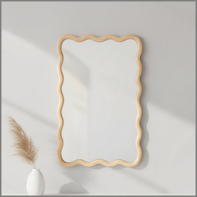 Miroir décoratif rectangulaire en bois massif ondulé de couleur chêne de 20 po x 30 po pour chambre à coucher, salle de bain, salon et entrée