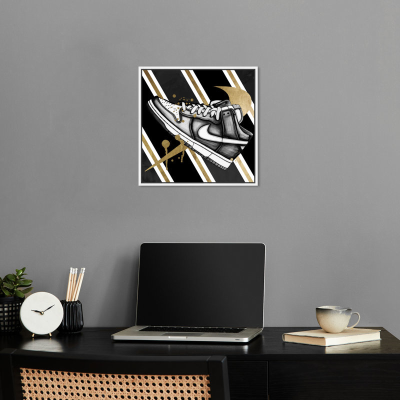 «Sporty Style II Modern Sneaker Art Prints Art» par Notoriart, Cadre blanc, H 17 po x l 17 po