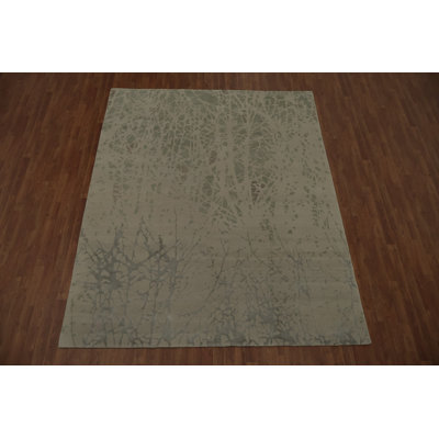 Nature-Like Branch Pattern Rug in Soothing Earth Shades 8x10