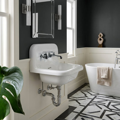 Lavabo de salle de bain mural en argile réfractaire 16,5 po avec robinet et trop-plein Nantucket Sinks