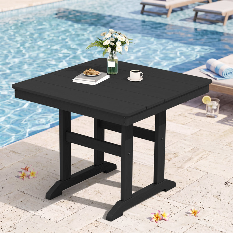Table de salle à manger d'extérieur en PEHD, table de patio résistante aux intempéries avec cadre robuste en noir, Noir