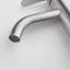 Robinet de lavabo de salle de bain à poignée simple en acier inoxydable-115745072