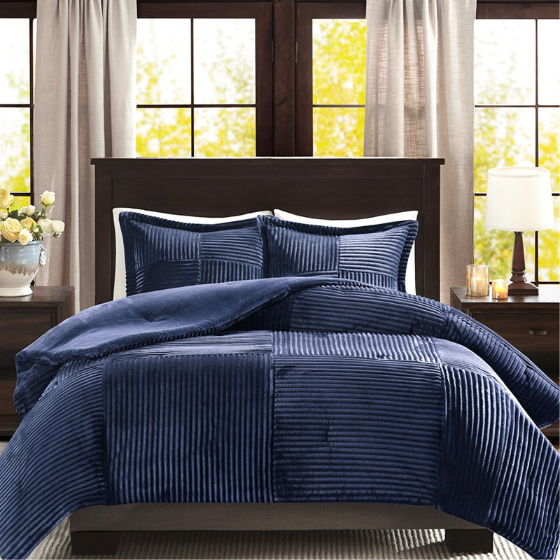 Édredon double / grand - bleu marine, noyau en duvet synthétique, face nervurée, envers uni, lavable à la machine avec 2 taies décoratives bleu marine, lavable, se compose de