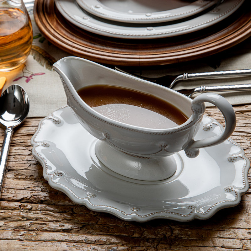 Berry & Thread Sauce Boat and Stand