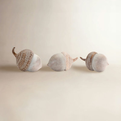 White Washed Etched Acorn 