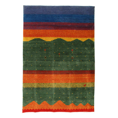 Tapis Gabbeh noué à la main 7 pi x 10 pi
