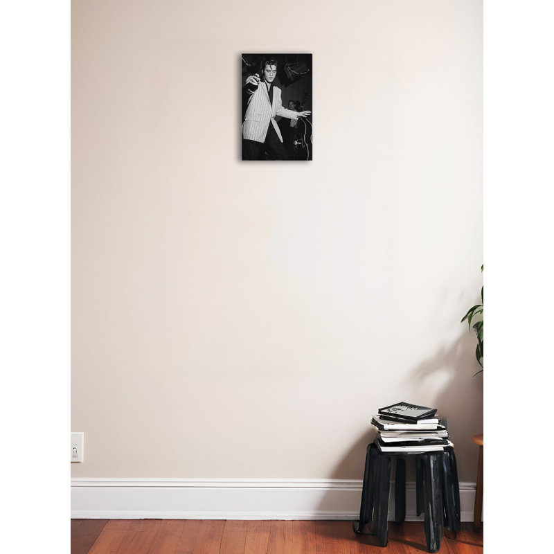 Achetez Art for Less sous licence officielle Elvis Dancing Young Elvis, H 18 po x l 12 po x P 1,5 po