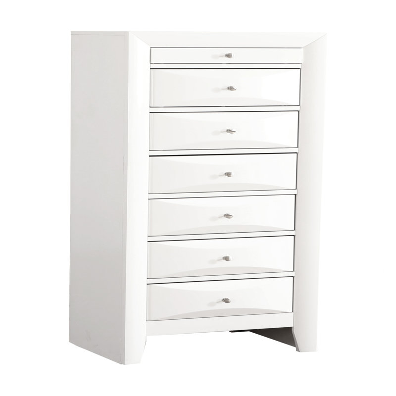 Commode 7 tiroirs pour la lingerie