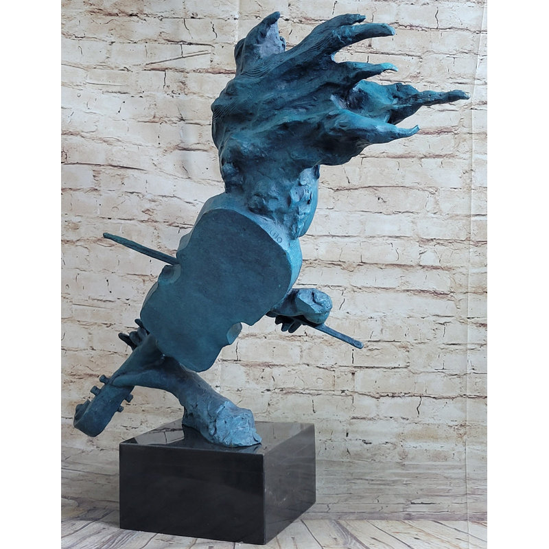 Figurines et sculptures Takesia