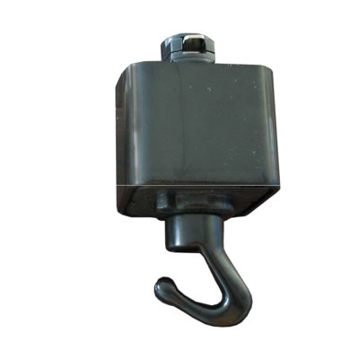 Adaptateur suspendu pour plafond incliné