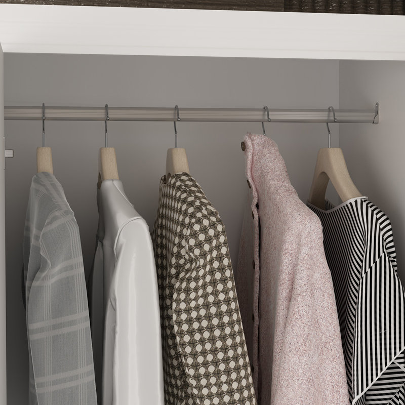 Armoire Blewett