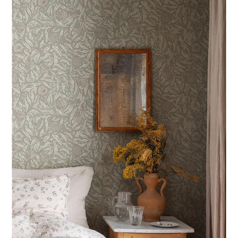 Villa Dalaro 2 Floral Wallpaper Roll, Sage Green