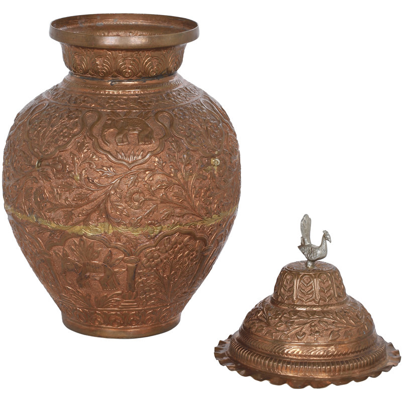 Vase en laiton fabriqué à la main avec éléphant et motifs floraux